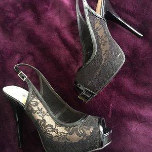Guess Black lace heels size 10 (like new)
